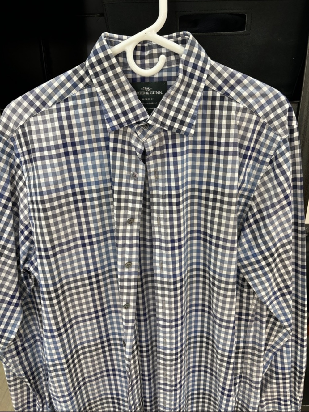 Rodd & Gunn Navy and White Gingham Dress Shirt. Sport Fit / Italian Fabric